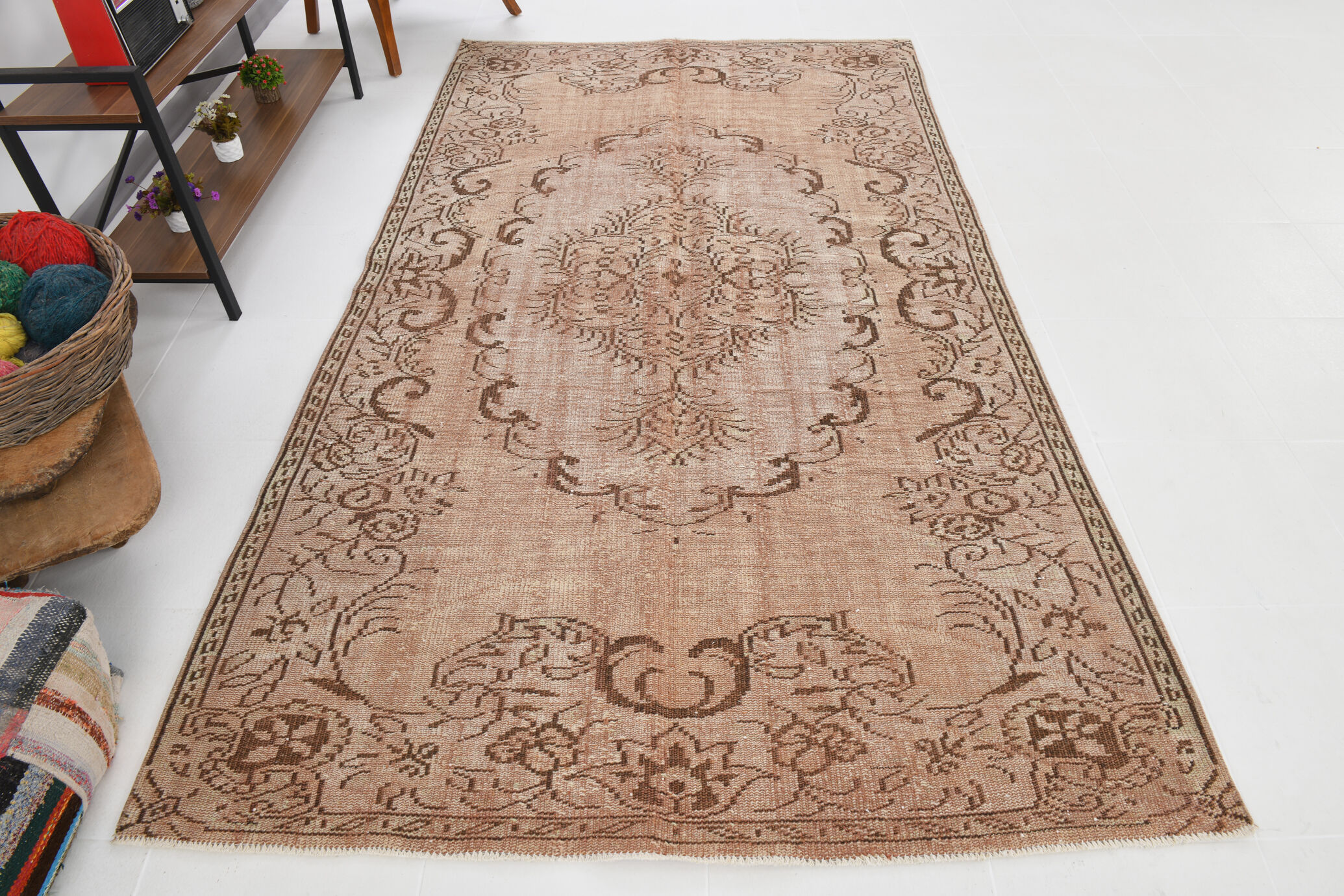 5x9 hand knotted brown vintage tapis rug, 276x160cm