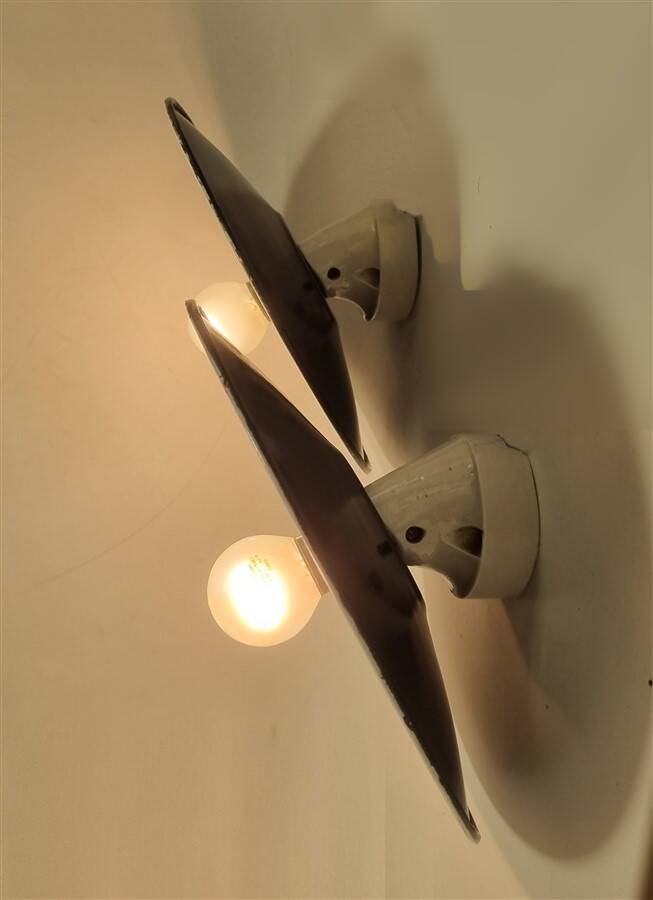 Enamelled sheet metal wall lights