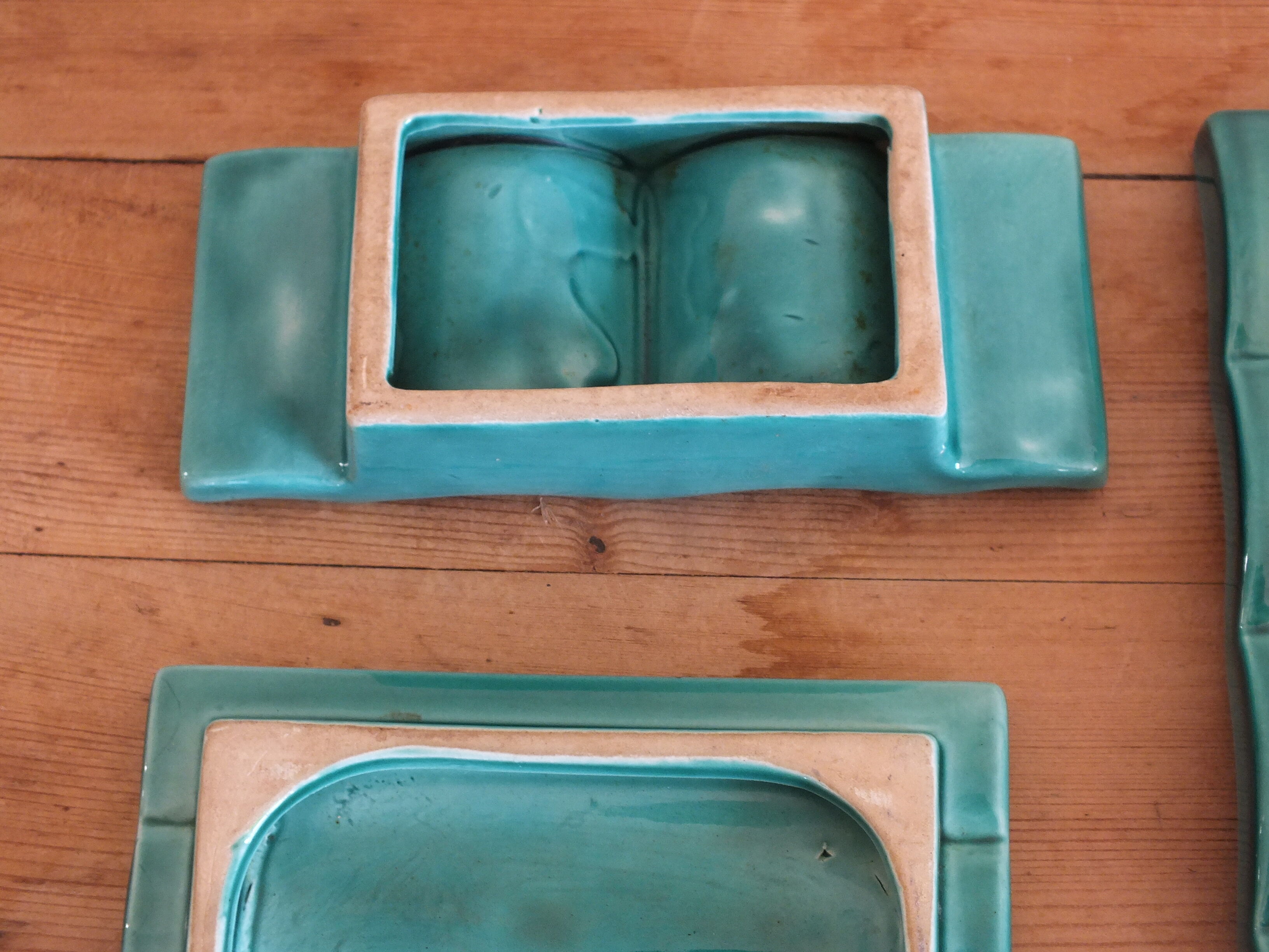 Vintage green ceramic trifle and salt shaker set 50s