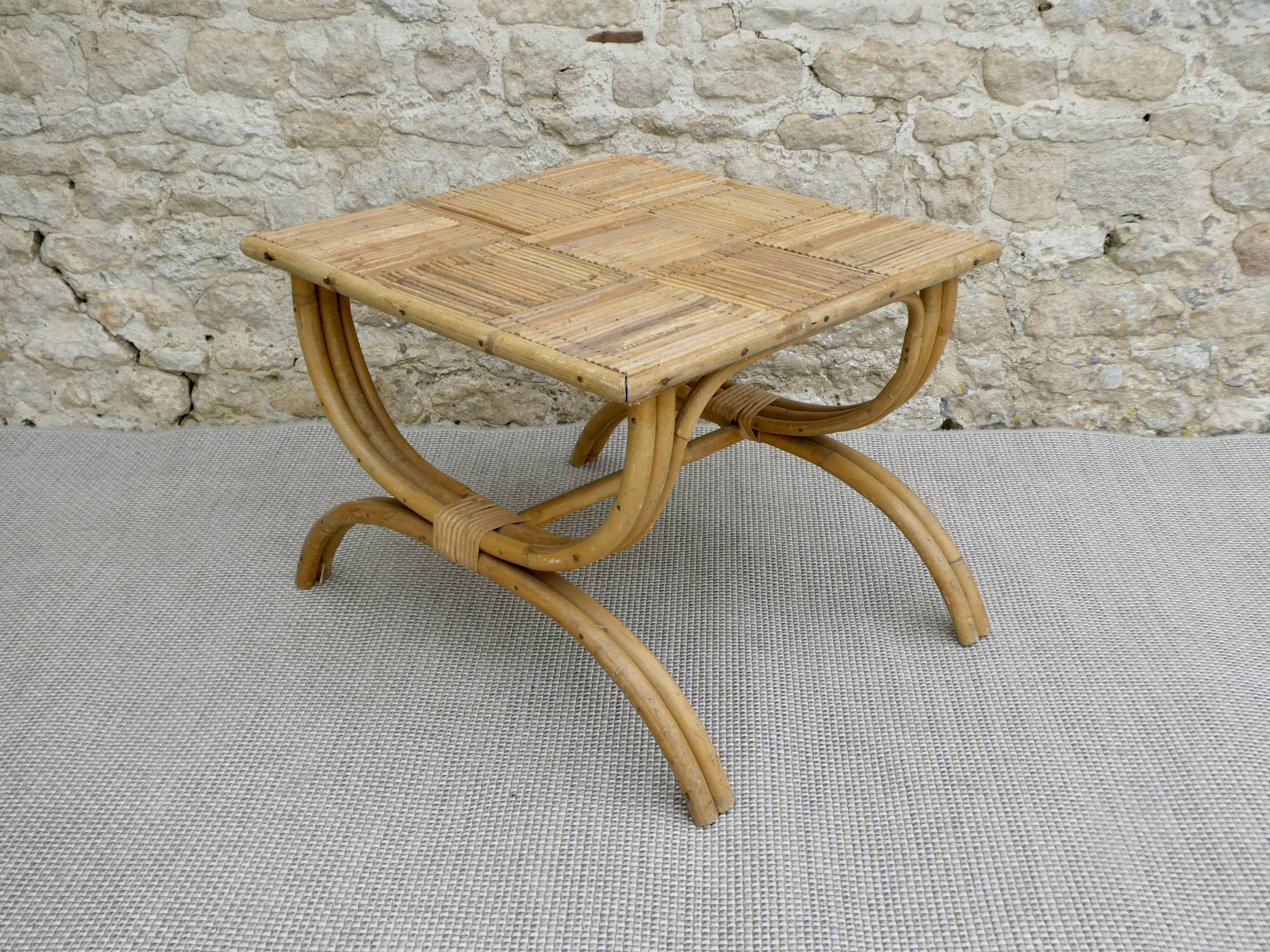 Coffee table, rattan checkerboard sofa end