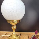 Clichy globe brass lamp