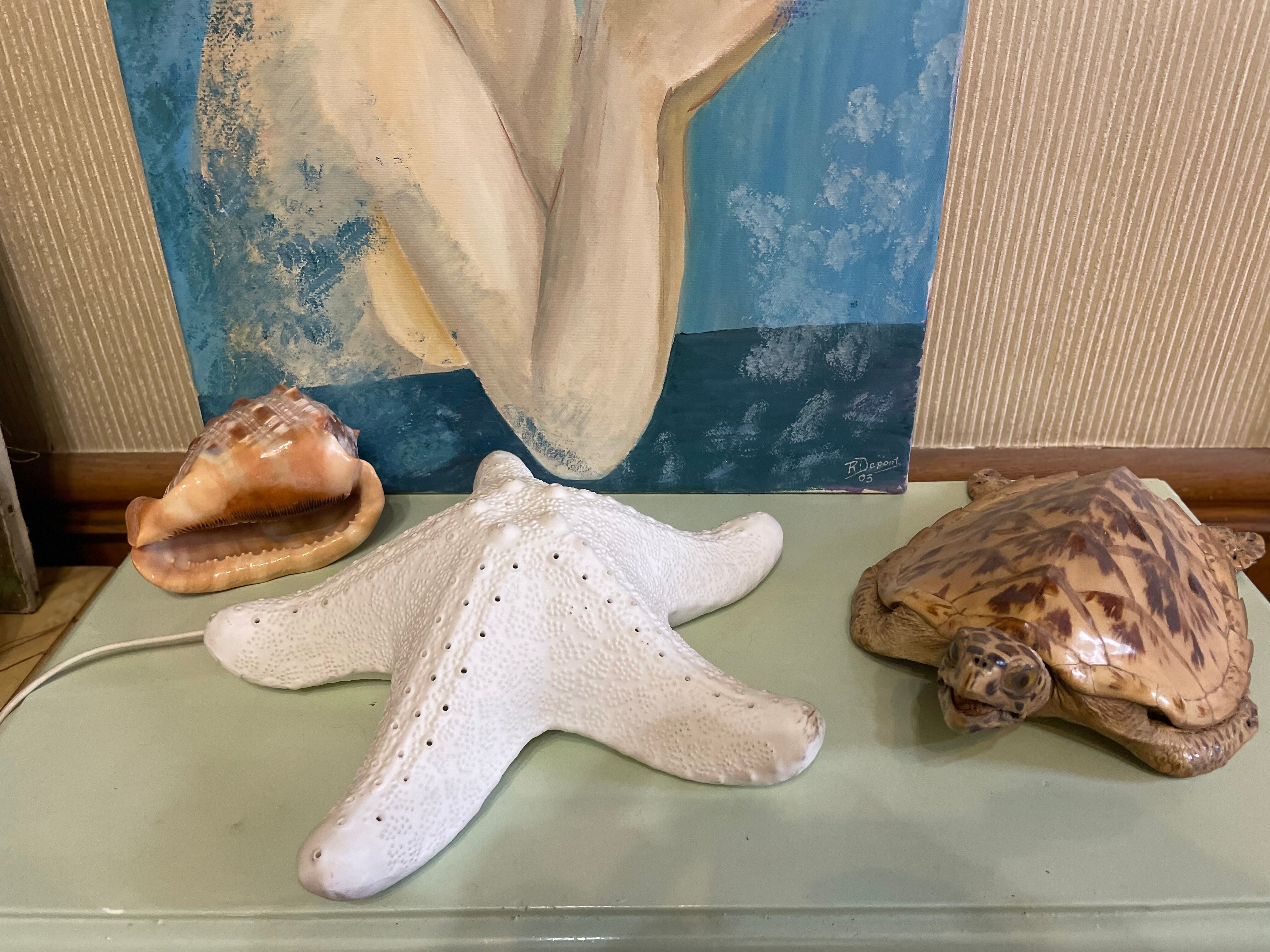 Porcelain wall lamp starfish design