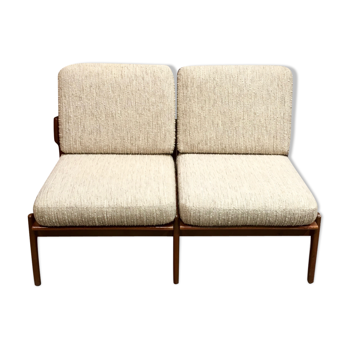 Sofa 2 places "Scandinavian design".