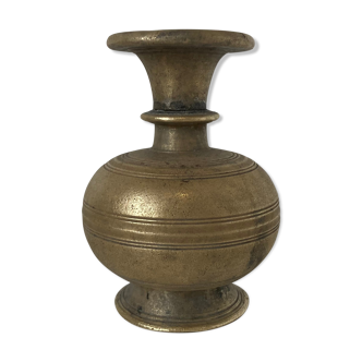 Bronze vase from India or Southeast Asia