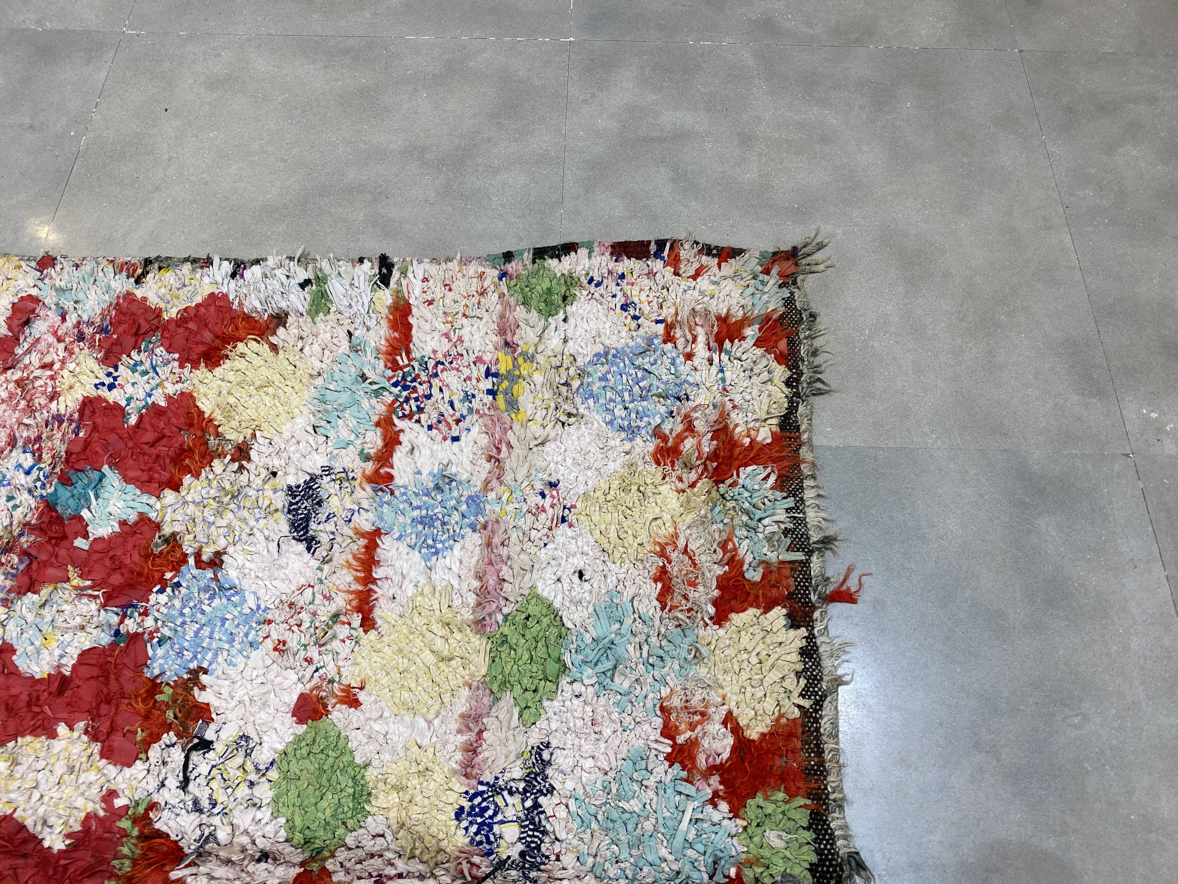COLORED BOUCHEROUITE FABRIC RUG 118x226cm