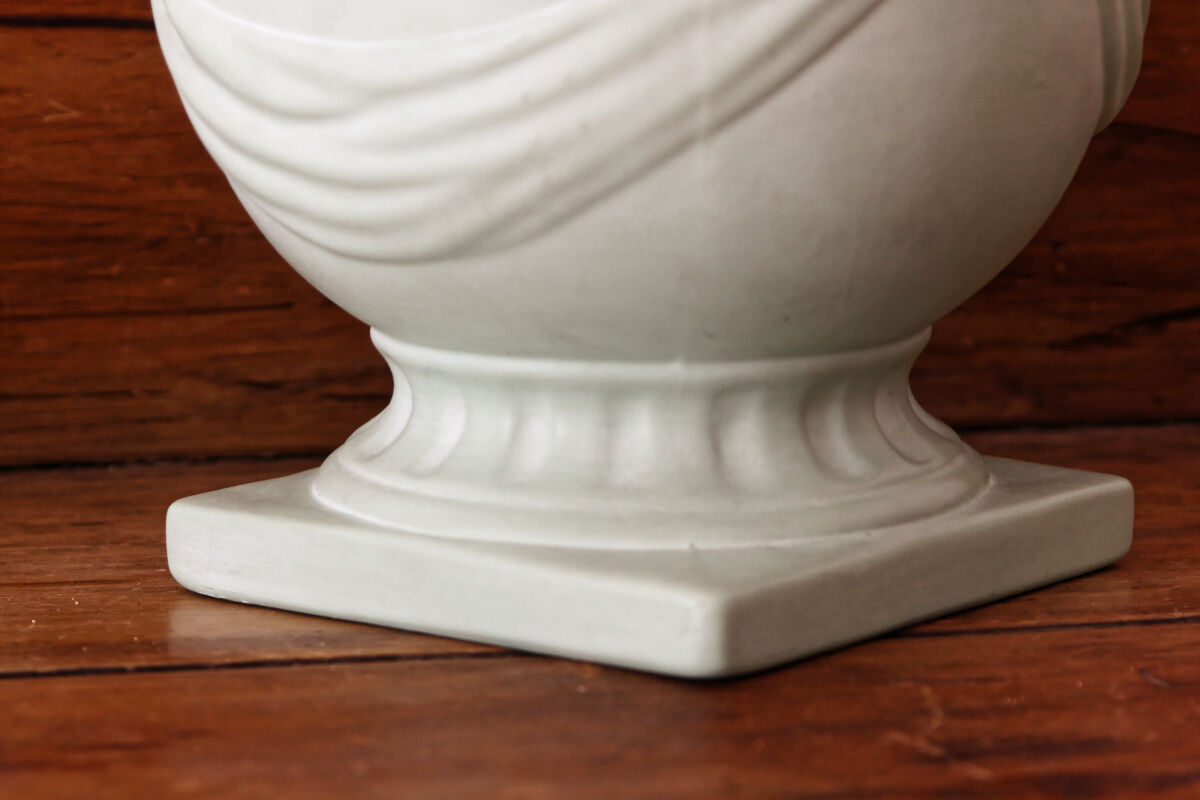 Art Deco ceramic pot cover