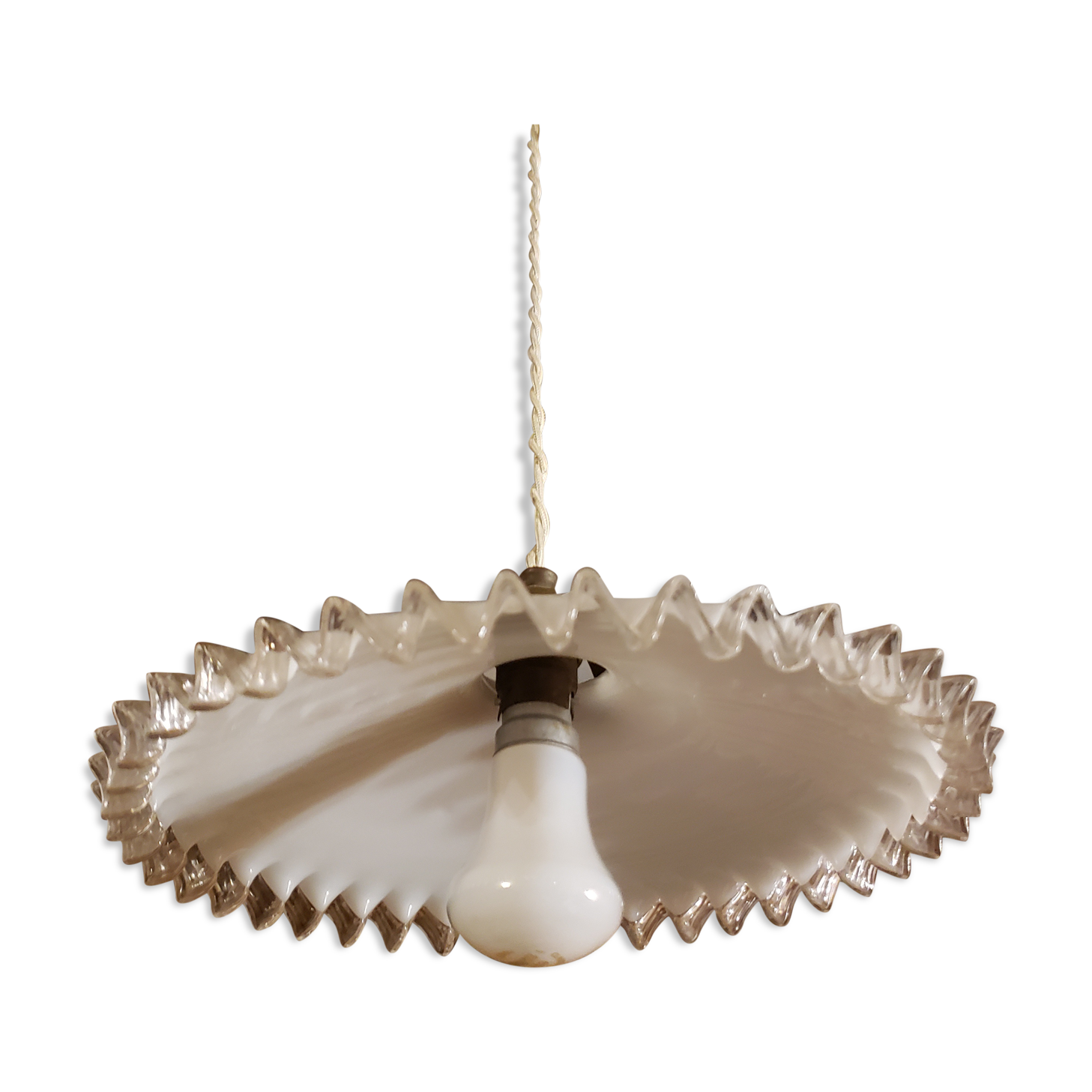White opaline pendant lamp with serrated edges
