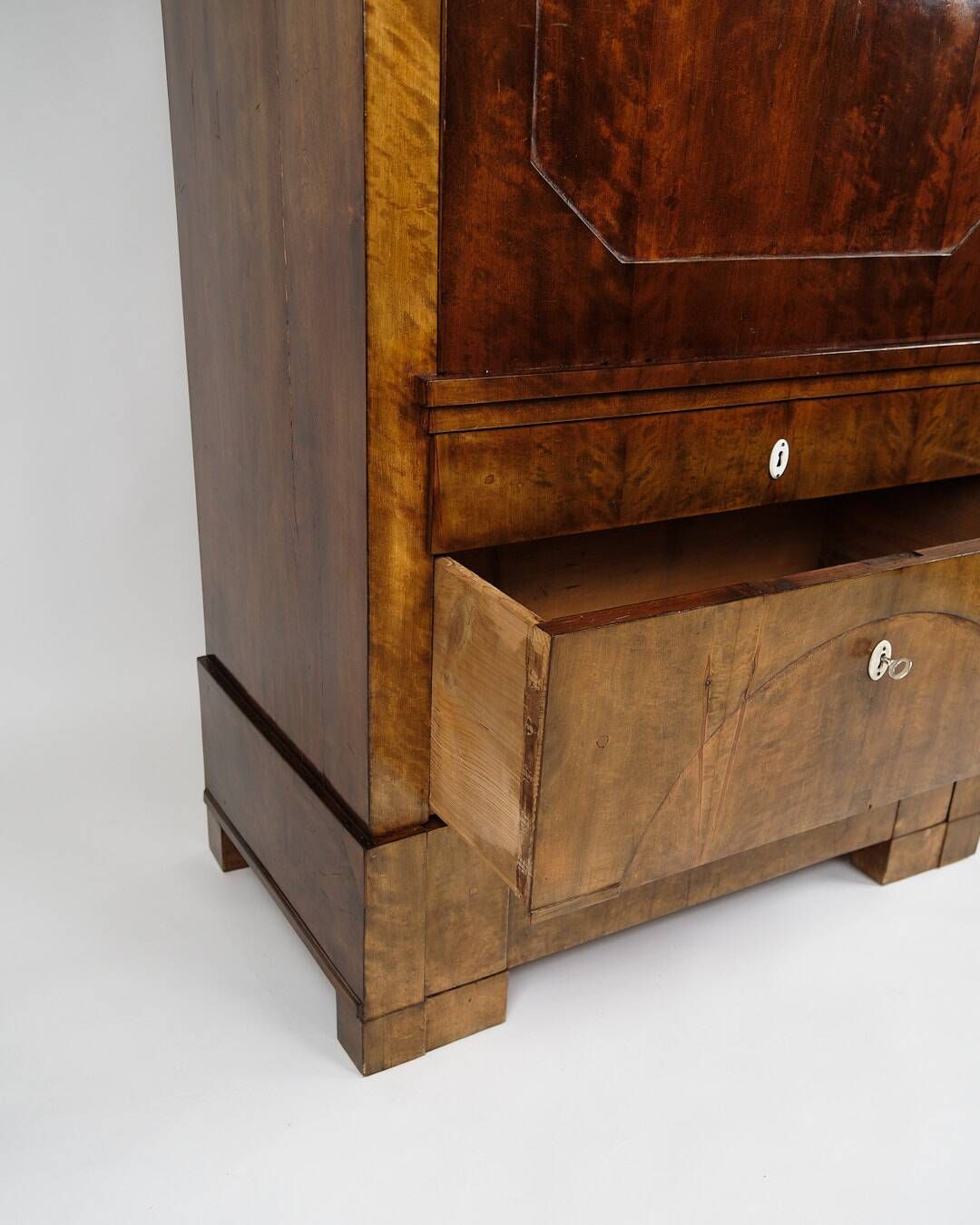 Secretary - Hand polished birch & intarsia - 2 drawers - 1840s