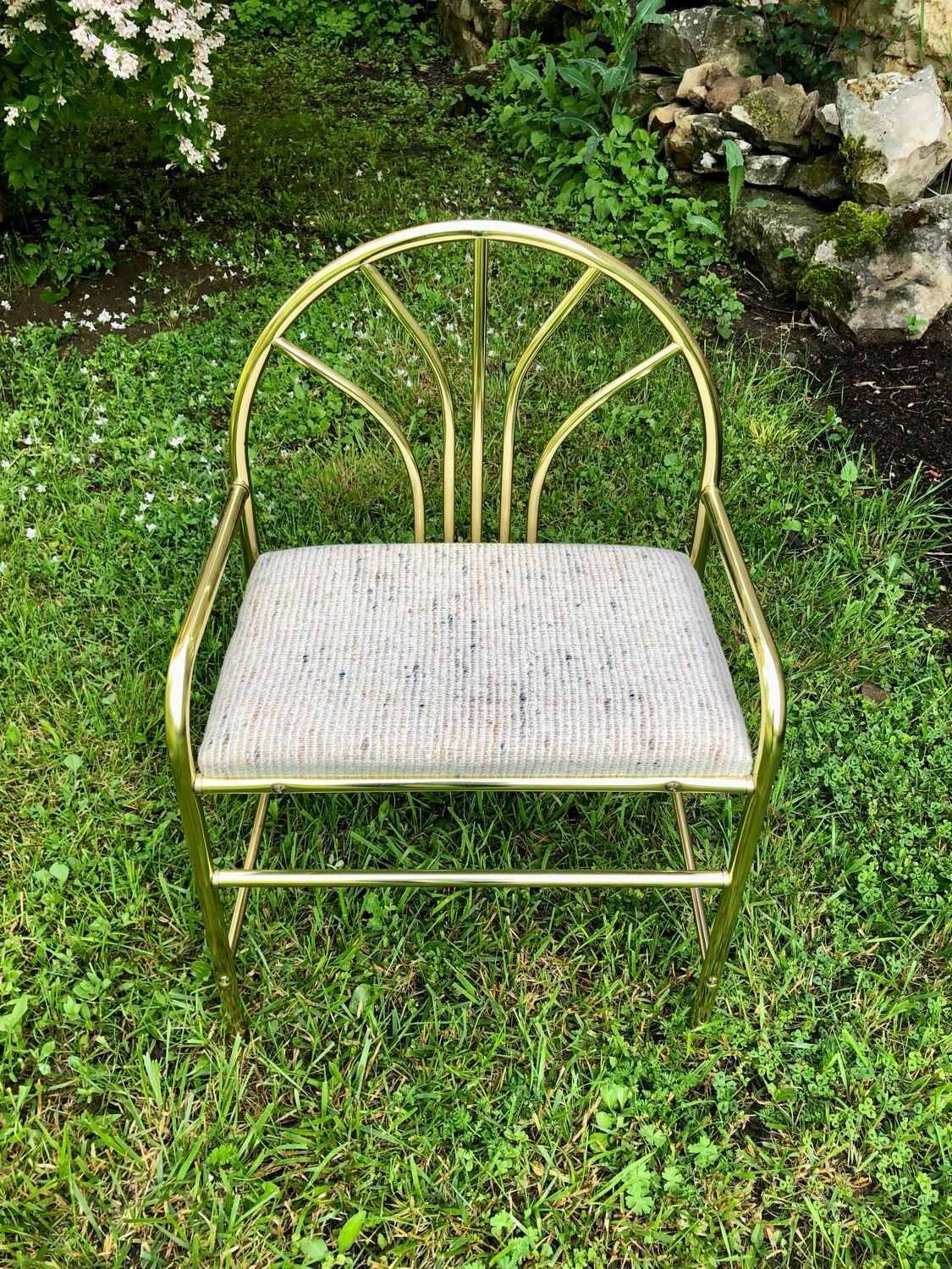 Dressing table and matching vintage armchair